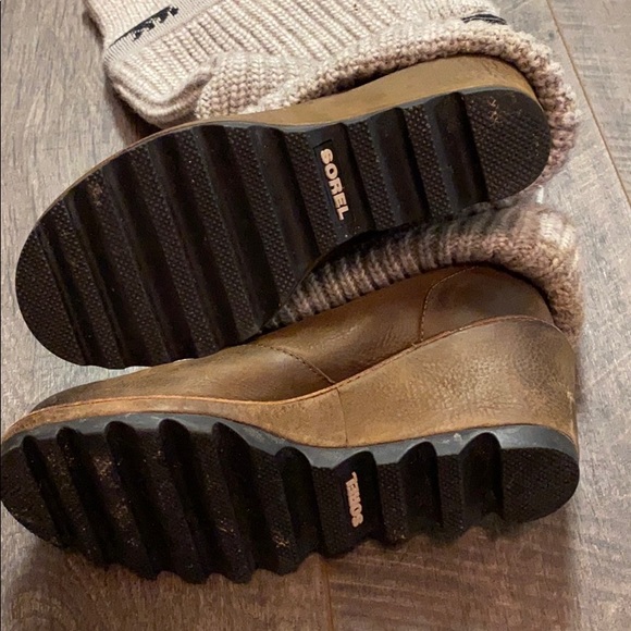 SOREL Brown Crazy Cable Knit Sweater Wedge Boot - Picture 9 of 10